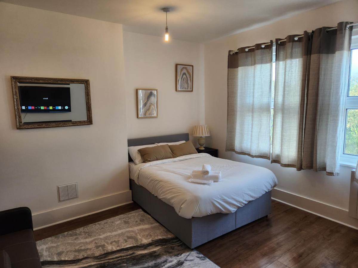 Immaculate 1-bedroom In *