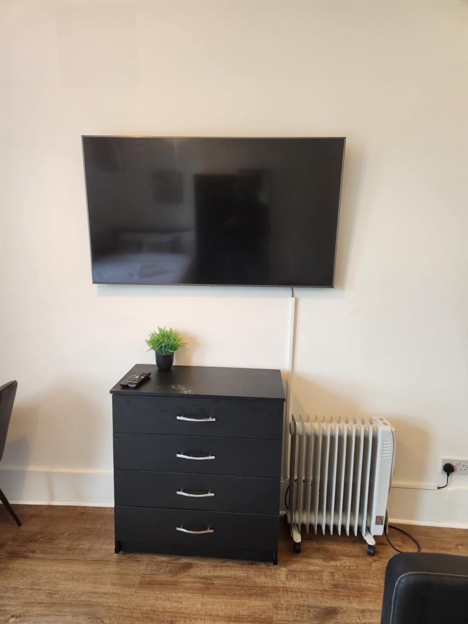 Apartment Immaculate 1-bedroom In *