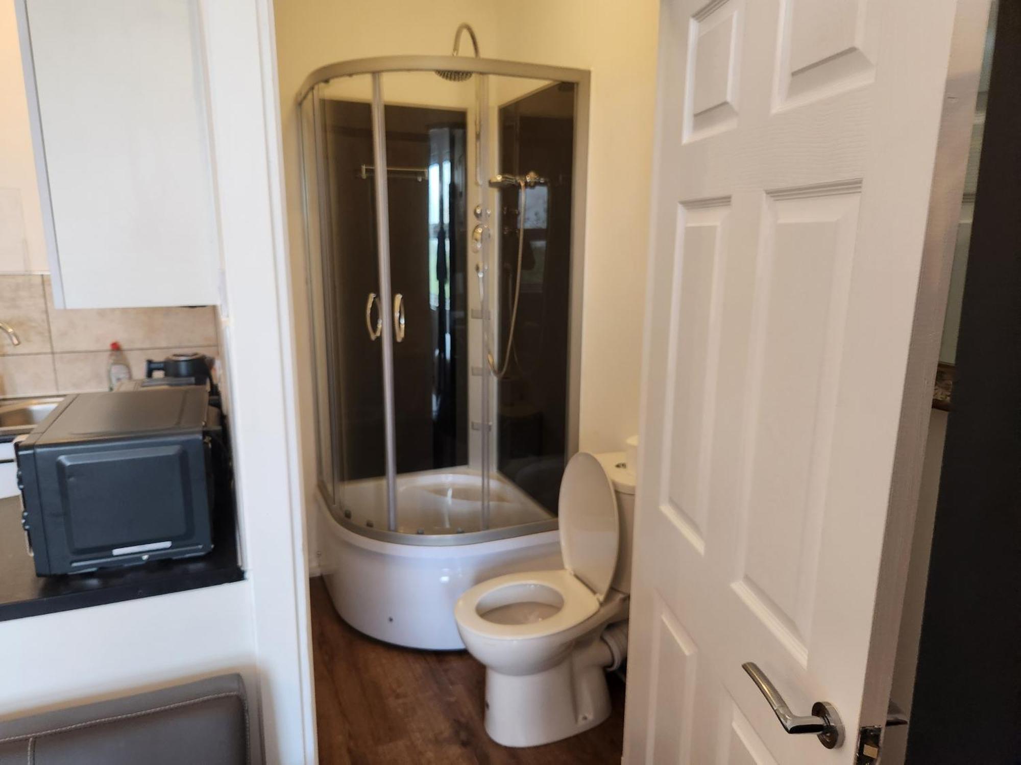 Apartment Immaculate 1-bedroom In *